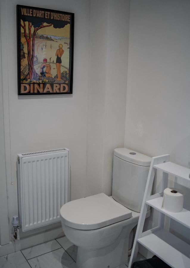 The Red House Modern Stylish Home From Home Walking Distance To Cardiff Bay And City Centre With Parking מראה חיצוני תמונה